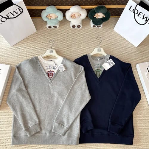 8 로에베 브이넥 트롱프뢰유 스웨트셔츠