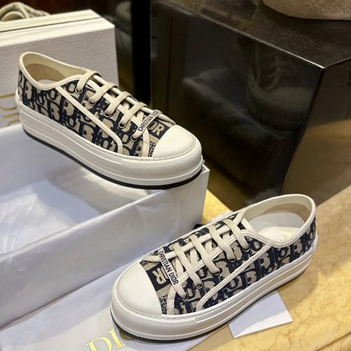 KakaoTalk_20241223_154712708 워크앤디올 오블리크 플랫폼 스니커즈