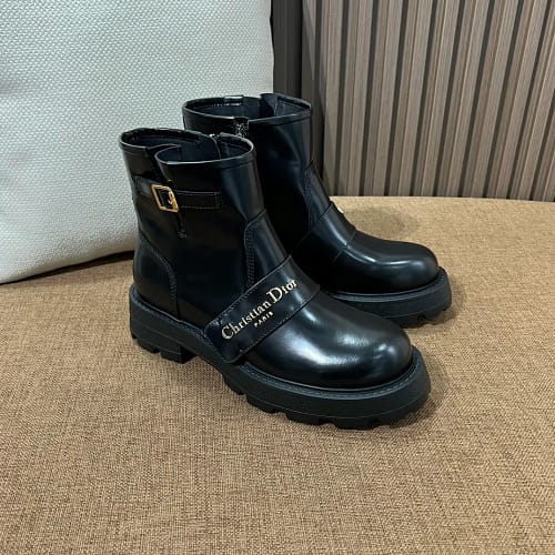 KakaoTalk_20241225_020011382_01 디올 디 퀘스트 앵클 부츠