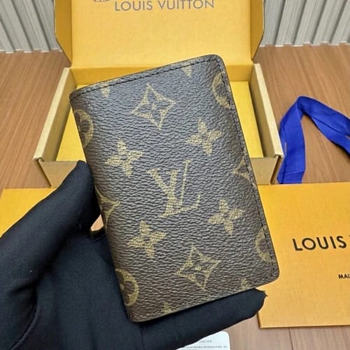 KakaoTalk_20260301_233632900 루이비통 포켓 오거나이저 모노그램(M60502)